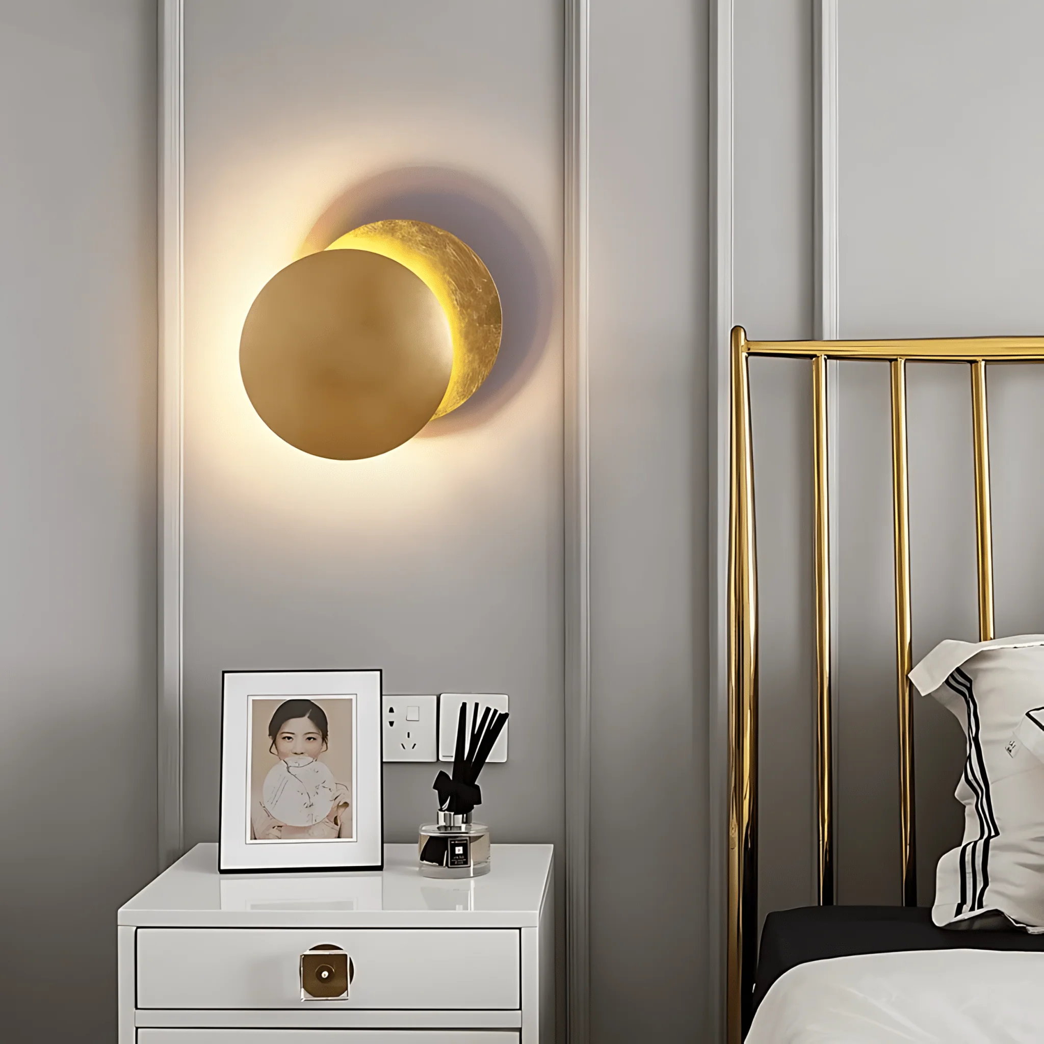 Coronet - Wall Light - Image 21