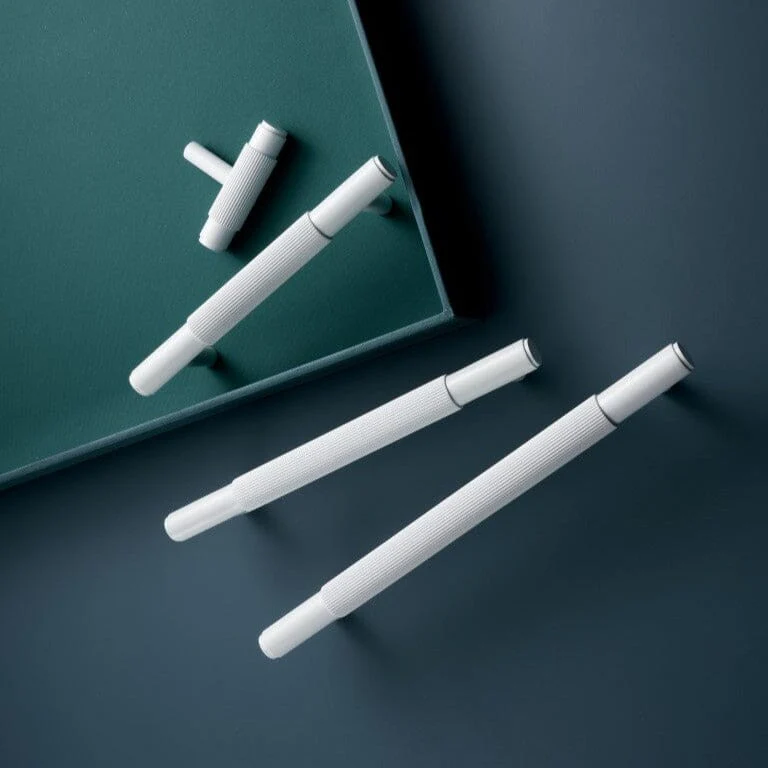 White Intake Handle - Image 4